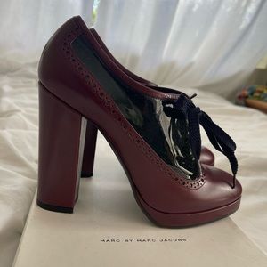 NEW Marc by Marc Jacobs vintage oxford two tone platform pumps (38) Italy